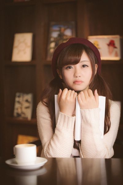 愚痴や不満を聞かせる女性