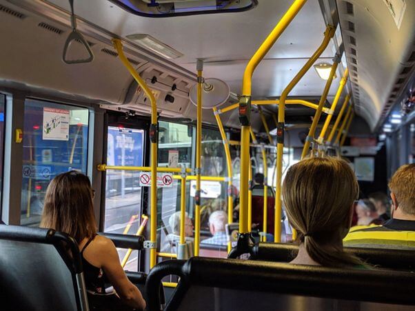 ケアンズでは路線バスでの移動がおすすめ。